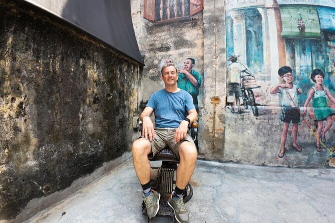 4-Hour Inspiring KL Cycling Tour - Getting rolling at Asian Heritage Row: gear up, then get oriented
