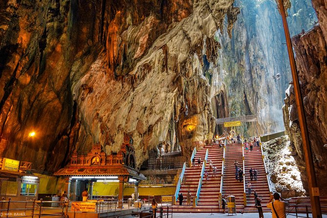 Batu Caves Tour from Kuala Lumpur - The Entrance Statue and the 272-Step Climb (Where the Time Goes)