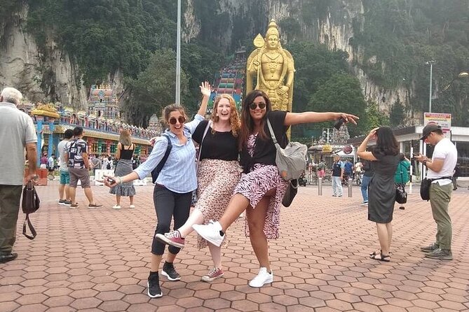 Batu Caves, Waterfalls, Hotspring, Batik & Pewter Tour with Lunch - Setapak hot spring: relaxation time, with one big reality check