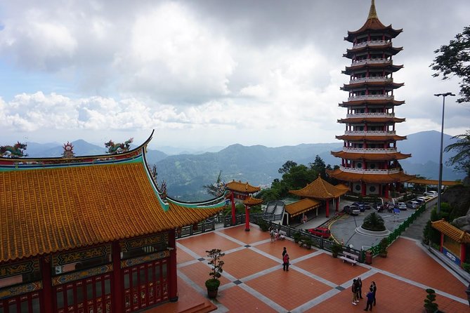 Breezy Genting Highland Day Tour from Kuala Lumpur - Resorts World Genting: your flexible window for fun (and costs)