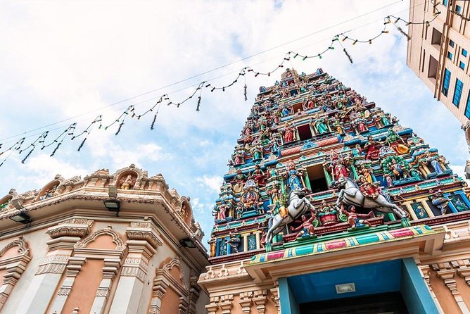Cruise Excursion: Kuala Lumpur Full-day City Tour - Temples and Mosque Etiquette: Thean Hou and Masjid Negara
