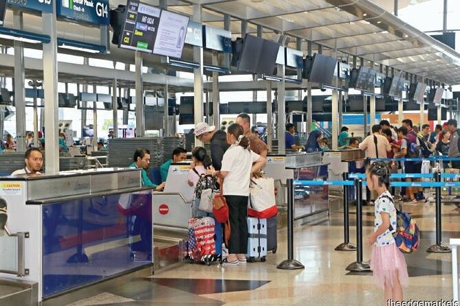 Departure Transfer : Kuala Lumpur City to Kuala Lumpur International Airport - Airport drop-off: meeting points, smooth check-in, and next steps