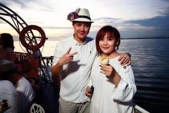 Dickson Dragon Amazing Sunset Cruise - Price and what you get for the money