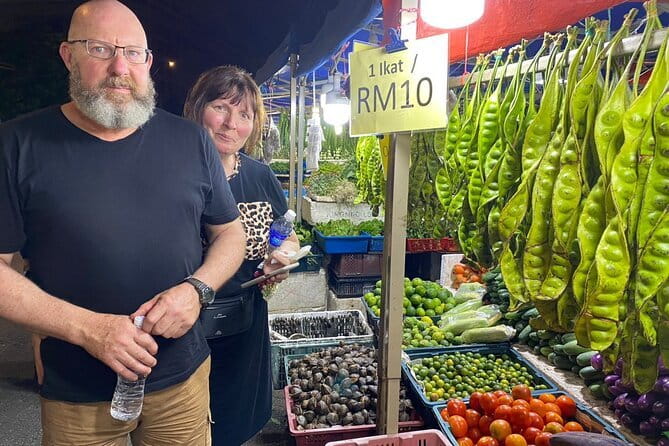 Eat Like a Local in Kuala Lumpur - Stop 2: Kampung Baru for nasi lemak and rendang at night