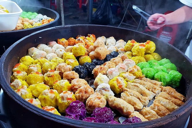 Eat Like a Local in Kuala Lumpur - Stop 4: Brickfields (Little India) and the carbs, spices, and banana leaf rice