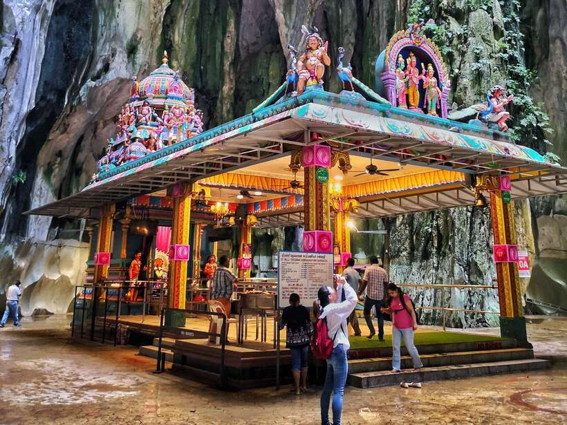 From Kuala Lumpur: Colmar Tropicale and Batu Caves Day Trip - Colmar Tropicale: why the French-inspired theme works in Malaysia