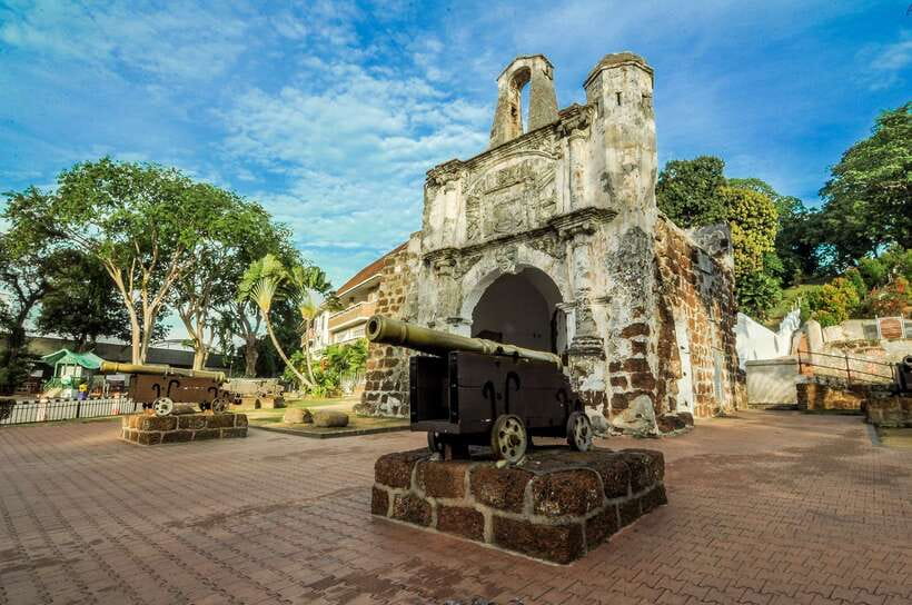 From Kuala Lumpur: Full-Day Historical Tour of Malacca - A Famosa: European remains you can stand in front of