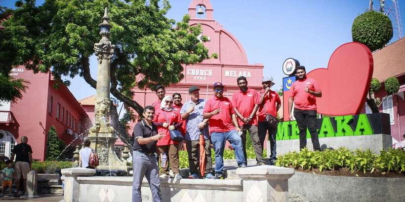 From Kuala Lumpur: Malacca Private Day Tour - Jonker Street: where the culture and food energy happen