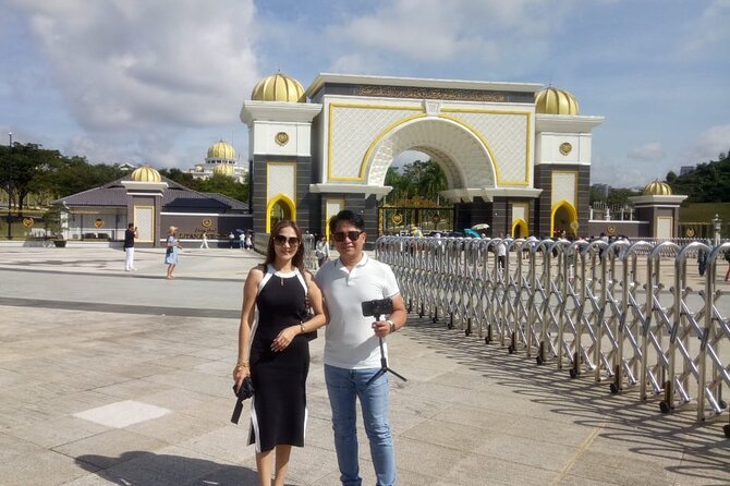 Full-Day Kuala Lumpur Sightseeing Tour - Batu Caves: 272 steps, big temple energy, and smart timing