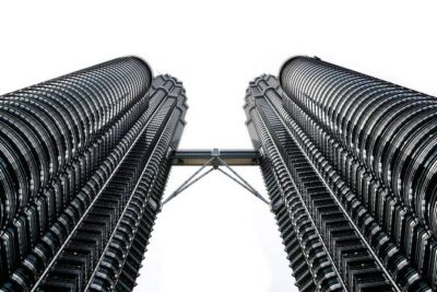 Full-Day Kuala Lumpur Sightseeing Tour - Petronas Twin Towers and KLCC Park: skyline time that sets the tone
