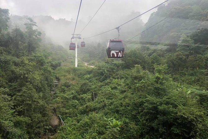 Genting Highlands Day Trip from Kuala Lumpur with Skyway Cable Car Ride - Skyway cable car to Genting: rainforest from above, fast gondola style
