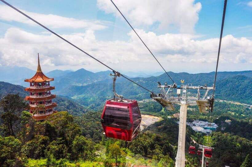 Genting Highlands Private Day Trip with Batu Caves - Cooler Air and Hill-Station Vibes: Why Genting Works as a Day Trip