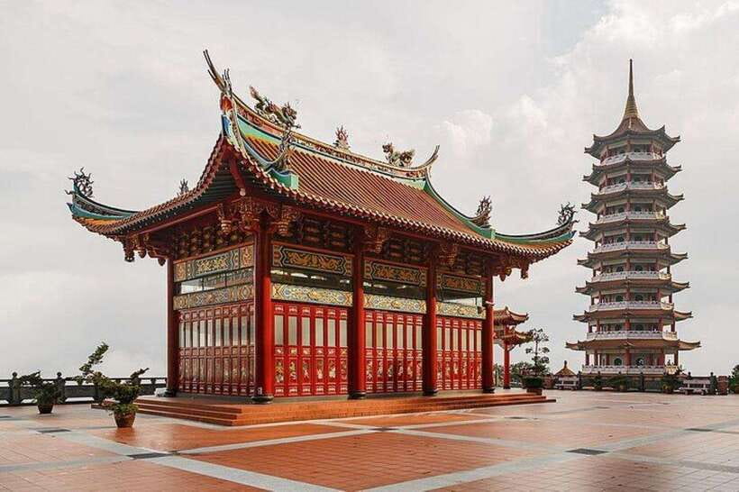 Genting Highlands Private Day Trip with Batu Caves - Batu Caves Add-On: Plan for a Real Physical Challenge
