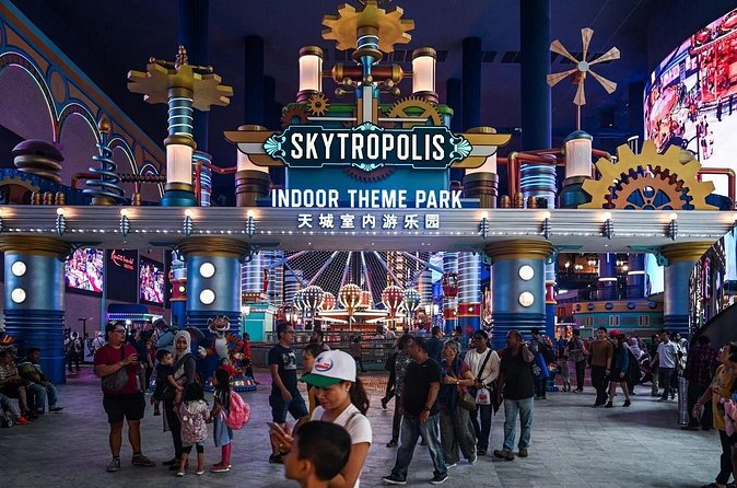 Genting Highlands Tour - Awana SkyWay + Premium Outlets: Cool Views and Shopping Time