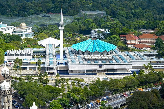 Group Tour: Half-Day Kuala Lumpur City Exploration Tour - Stop 3: Taman Botani Perdana as Your Short Escape from Traffic