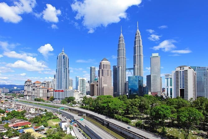 KL Tower Atmosphere 360 Revolving Dinning Experience - Smart Casual Rules That Affect Your Outfit