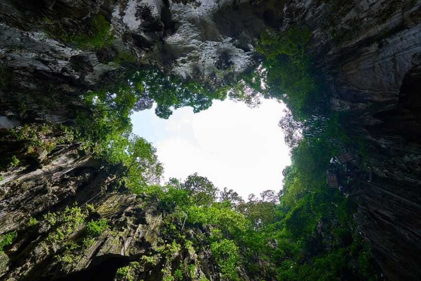 Kuala Lumpur Adventure:Kanching Falls, Ramayana & Batu Caves - Should you book Kuala Lumpur Adventure: Kanching Falls, Ramayana & Batu Caves?