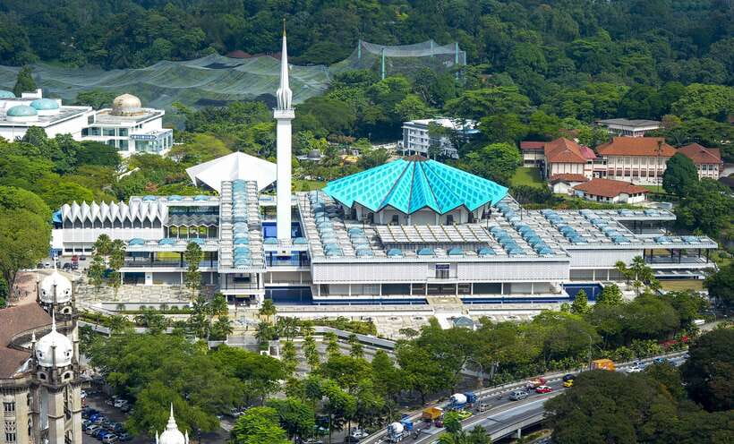 Kuala Lumpur: Batu Caves & Historic Buildings Tour - Key highlights to expect on this Kuala Lumpur tour