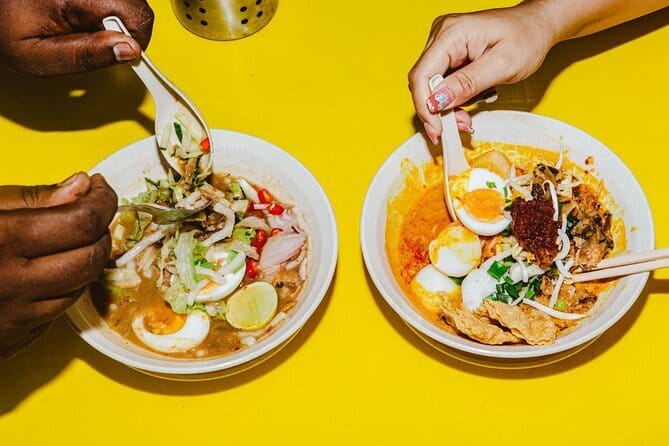 Kuala Lumpur Best Food Tour With A Guide - Old-School Coffee House Stop: A Much-Needed Reset