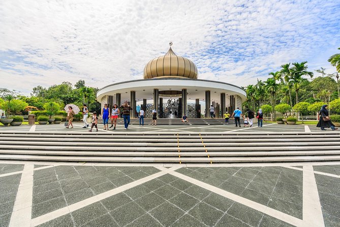 Kuala Lumpur City Highlights Group Tour - Hotel pickup and air-conditioned comfort (the real value)
