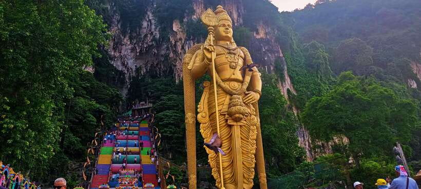 Kuala Lumpur: City Tour & Batu Caves Combo - Four hours, many KL “chapters” in one ride