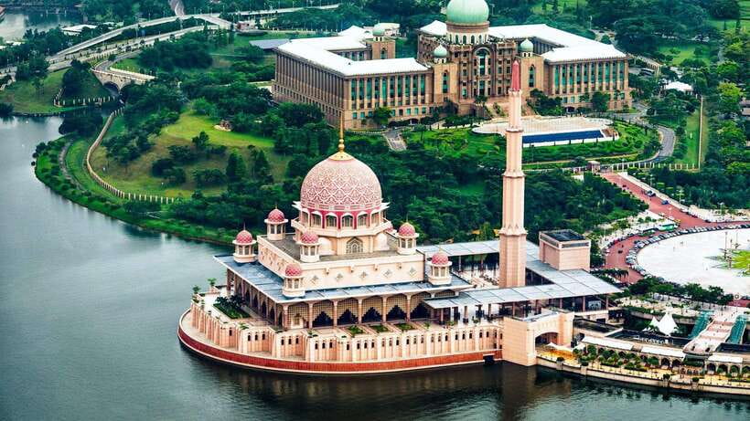 Kuala Lumpur: City Tour, KL Tower Ticket & Putrajaya w/ Boat - Key highlights worth centering in your day