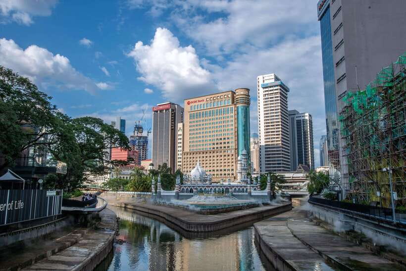 Kuala Lumpur: City Tour, KL Tower Ticket & Putrajaya w/ Boat - Who should book this KL Tower and Putrajaya boat combo