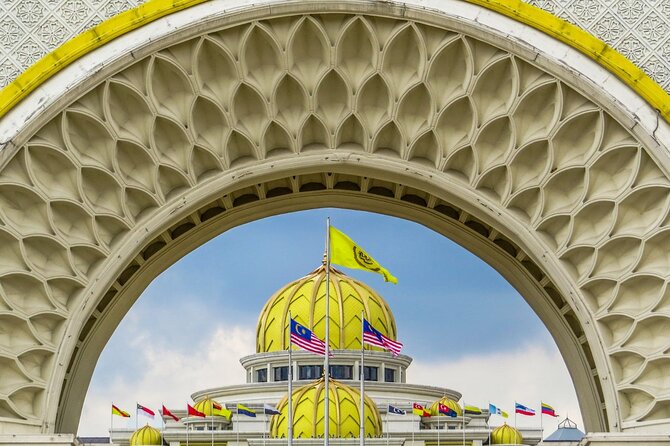 Kuala Lumpur City Tour with Batu Caves Discovery (Shared) - River of Life and KL Tower: quick “wow” moments without a long wait