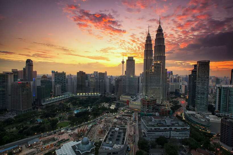 Kuala Lumpur City Tour with KL Tower Ticket - Starting From Corus KLCC: Easy Meet-Up, Real Pickup Rules