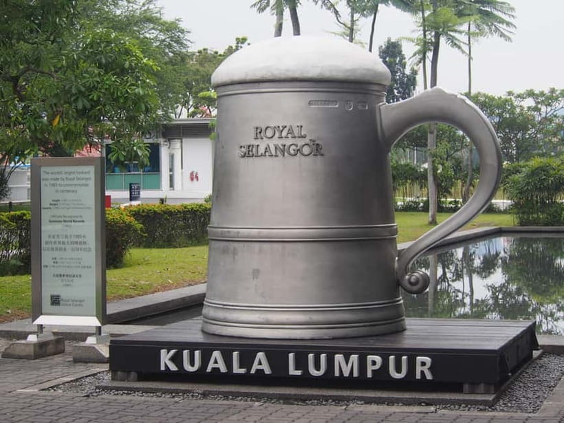 Kuala Lumpur Country and Batu Caves Tour - A short half-day plan that keeps Kuala Lumpur from feeling scattered