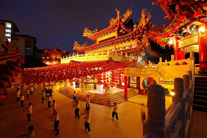 Kuala Lumpur Customizable Private Tour Including Driver - Car choice, group size, and what you’ll likely ride in