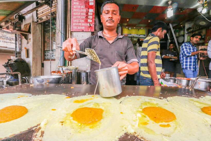 Kuala Lumpur: Evening Food Tour by Bike - Key highlights you’ll remember