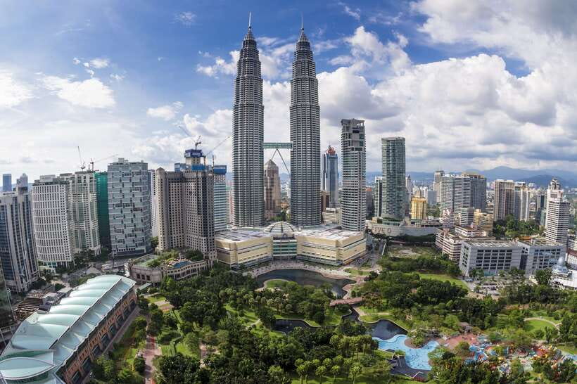 Kuala Lumpur Full-Day Sightseeing Tour with Batu Caves - Air-Conditioned Comfort and the Reality of KL Timing