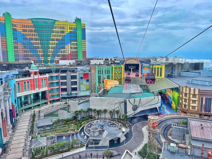 Kuala Lumpur: Genting Highlands & Batu Caves Day Trip - Genting Highlands free time: casino resort, theme parks, and skydiving simulator