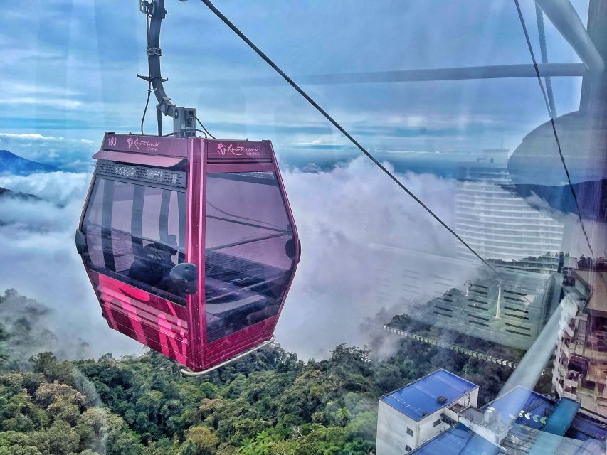 Kuala Lumpur: Genting Highlands & Batu Caves Day Trip - Batu Caves: 272 steps, Lord Murugan, and cave temples