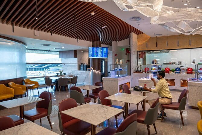 Kuala Lumpur International Airport (KUL) T1 /T2 VIP Lounge Access - KUL VIP Lounge Access: What you’re really buying