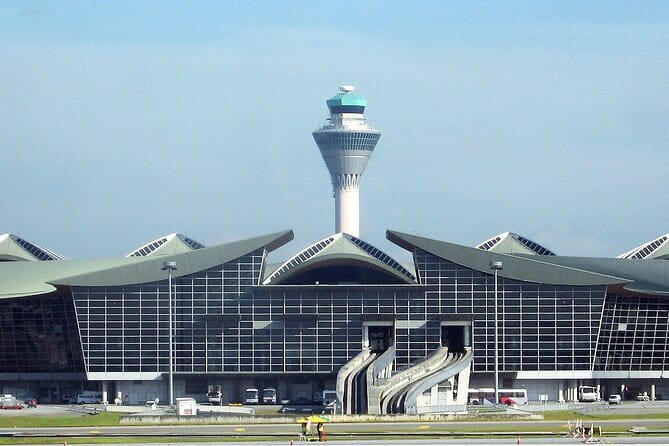 Kuala Lumpur International Airport Transfers - Getting Picked Up at KLIA (Sepang): What to Expect