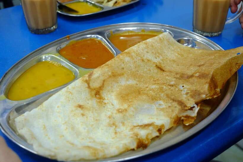 Kuala Lumpur: Nightlife Street Food Tour with 6 Tastings - Night Street Food in Kuala Lumpur: Why This Format Works
