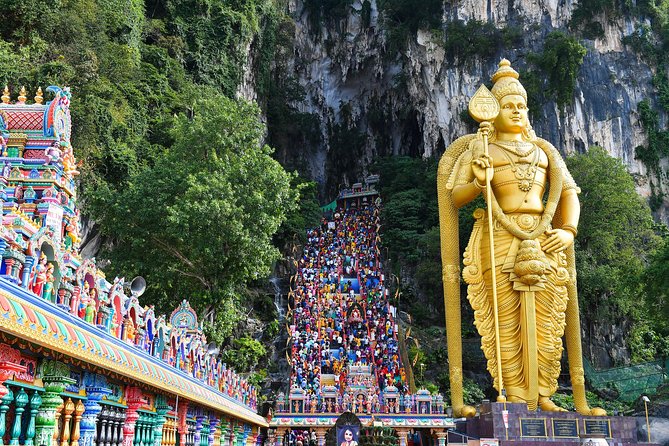 Kuala Lumpur Private Day Tour [8 Hours] [23 Attractions Covered] - National Mosque, National Monument, and the Istana Negara wrap: civic Malaysia in quick stops