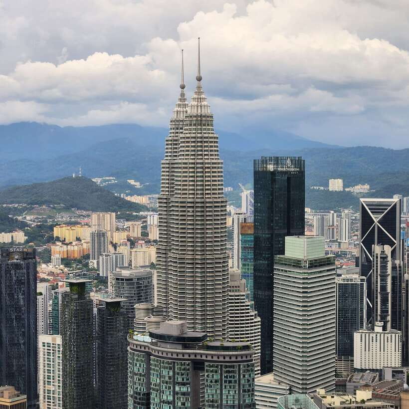 Kuala Lumpur: Private Sightseeing Tour with Pickup - Kuala Lumpur in 210 Minutes: How the Schedule Feels