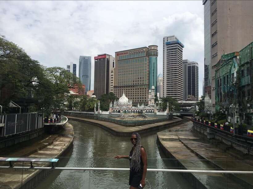 Kuala Lumpur: Private Sightseeing Tour with Pickup - Sultan Abdul Samad Building, River of Life, and Masjid Jamek Area