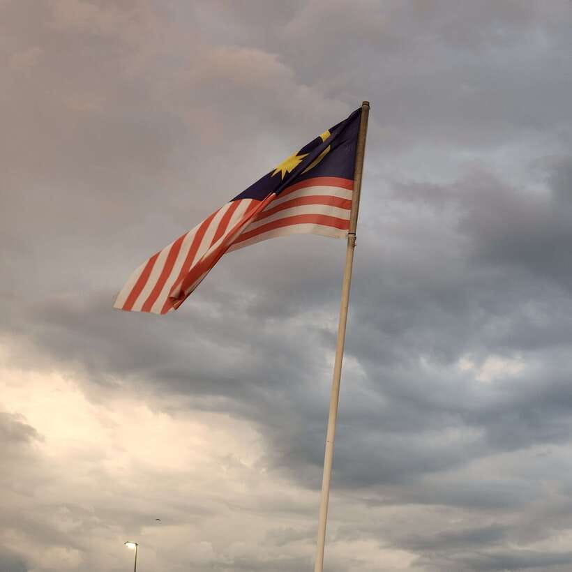 Kuala Lumpur: Private Sightseeing Tour with Pickup - Petronas Twin Towers: Make the 15-Minute Photo Stop Count