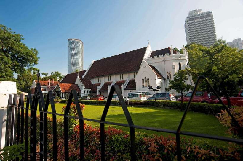 Kuala Lumpur: Temple & Shrine Private Half Day Tour - Quick highlights
