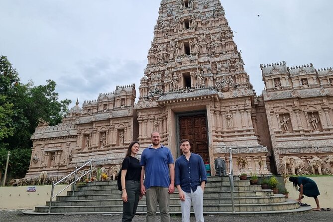 Kuala Selangor Fireflies Tour with Fort Altingsburg & Dinner - Sungai Buloh and the road journey: a quick cultural warm-up