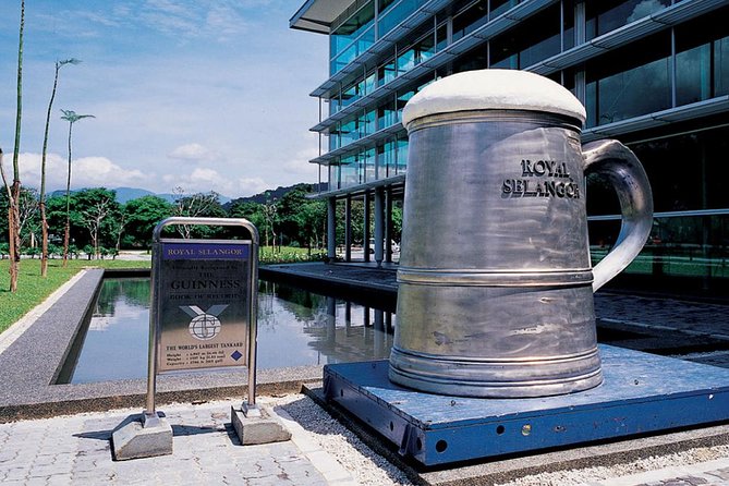 Malaysia's Countryside & Batu Caves Tour - The driver-led style: English-speaking narration without a separate guide