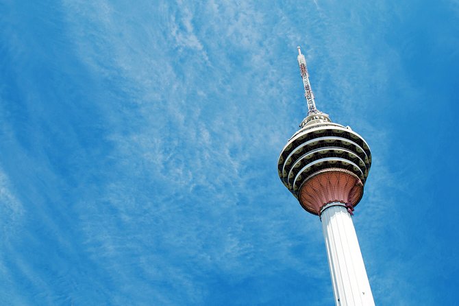 Petronas Twin Towers Skybridge and Kuala Lumpur City Tour - Merdeka Square and King’s Palace: colonial-era photos without the stress