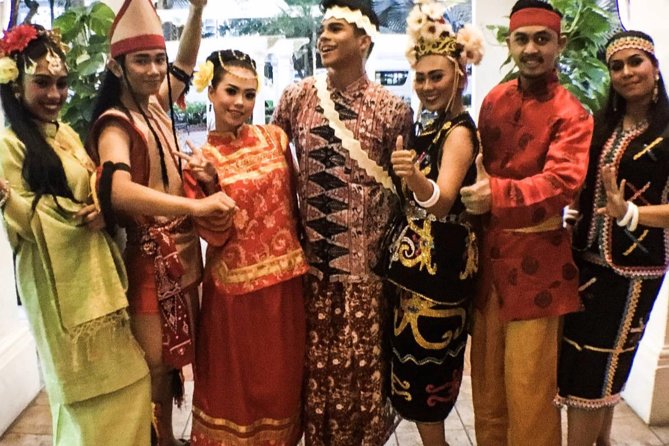 Private Kuala Lumpur City Tour With Petronas Tower & Local Dinner - The price question: what $142 actually buys you