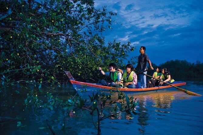 Private Kuala Lumpur Fairy Firefly And Monkey Hill Tour - Dinner in a local fishermen’s village: the calm before the magic
