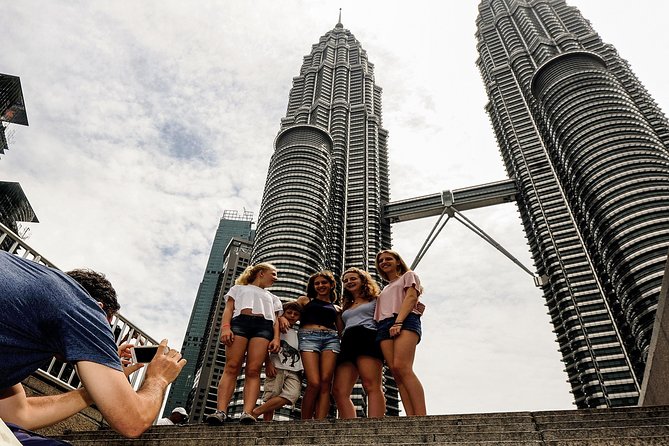 Private Kuala Lumpur Photographic Tour With Petronas Towers & Sky Box K.L Tower - Istana Negara (King’s Palace): 22 domes and strong symmetry