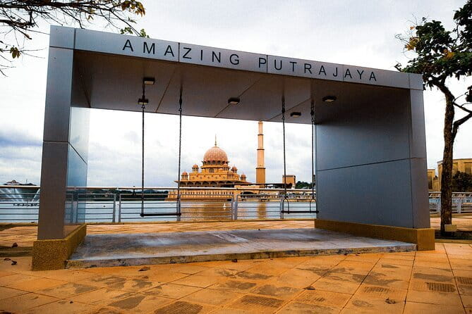Putrajaya Tour From Kuala Lumpur Includes Batu Caves - Price and value: is $47.50 a good deal?